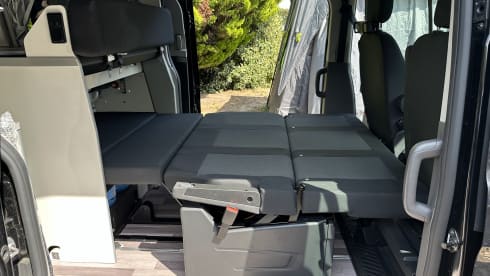 Daffy – 4 berth Ford Nugget Plus campervan from 2022