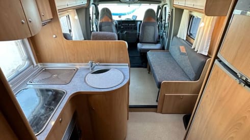 Bürstner Delfin 690, 2 person semi-integrated from 2005