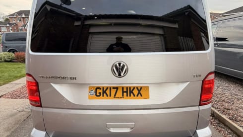 Hamish (INSURANCE INCLUDED IN PRICE!)  – Hamish the 4berth VW camper! INSURANCE INCLUDED IN PRICE!