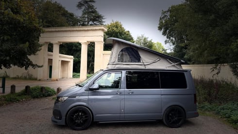 Vincent  – 4 berth Volkswagen campervan from 2022