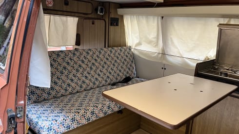 Vanuà – Fantastic Vintage Westfalia Van