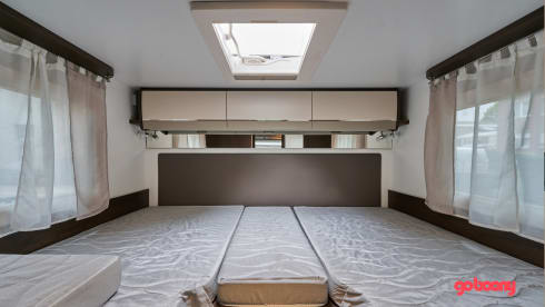 brand new Benimar Cocoon 463 4 persons semi-integrated 2022
