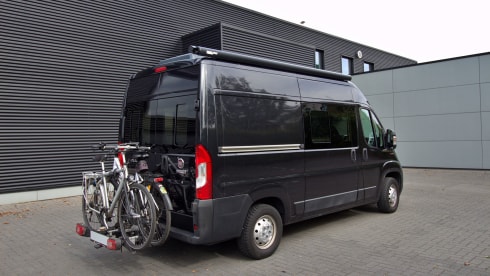 VanRamon – Fiat Ducato designer camper van with custom interior