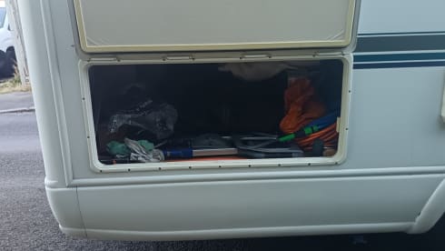 Dakota – 4 berth Autotrail alcove from 2004