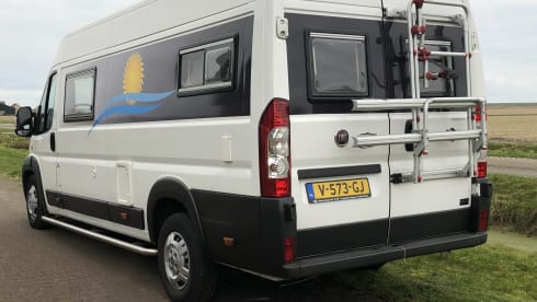2p Fiat bus from 2013