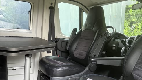 Tiny – Camping-car Adria Mobil 2 personnes à partir de 2026