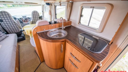 Hymer B 508 CL – Compact and very spacious inside