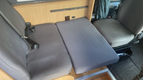 For a fantastic holiday: our excellent Bus Camper can handle that.