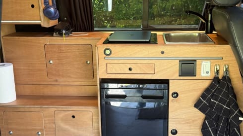 Viggo 1 – Camper Volkswagen del 2012 per 4 persone