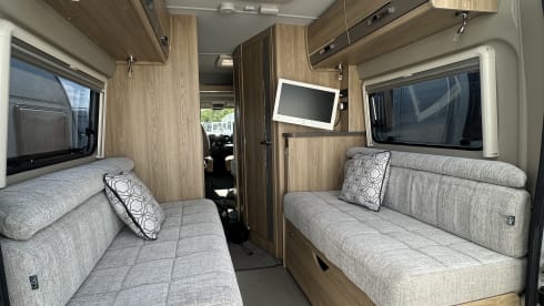 Elddis Autoquest CV40, 3 berth, 2019, loads of extras