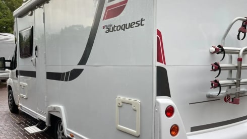 Eldiss – 4 berth,Peugeot,eldiss, with fixed bed 