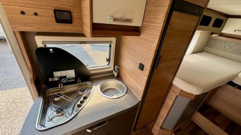 PEPPER TWIN – SEMI-INTEGRAL Weinsberg CaraCompact 640 MEG