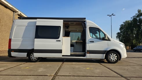 Lisboa – 2p Mercedes-Benz bus from 2019