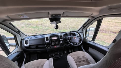Betty  – 6 berth Benimar Mileo from 2018