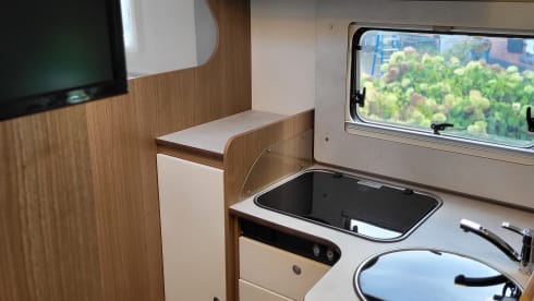 4p Carado semi-integrated from 2022