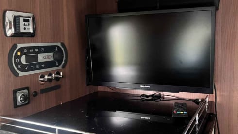 Breezer – Very complete and luxurious camper LMC 4 persons