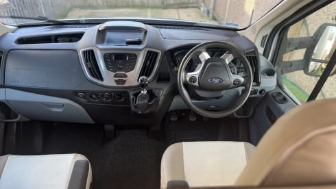 Big Bertha – 6 berth Roller Team 