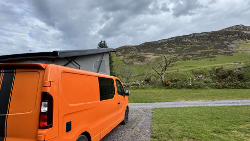 Foxy Phoenix  – 4 berth Volkswagen campervan from 2015