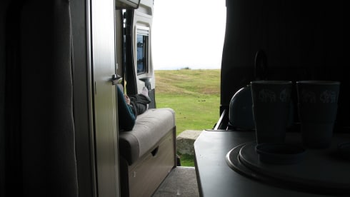 Ebbw Campervan – Autobus 4 couchettes (autre modèle à partir de 2023)