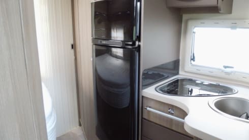 genesis – 4p Challenger integrated uit 2016