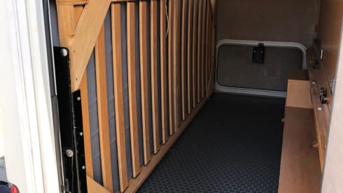 Very neat, reliable, well-maintained 6-person family camper