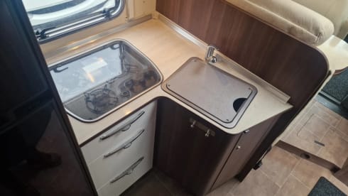 C38 – 3p Bürstner semi-integrato dal 2014