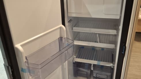 Buscamper – 2p Dethleffs bus uit 2026