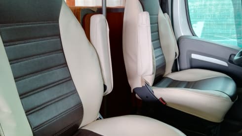 MAURIZIO – Viaggia con me