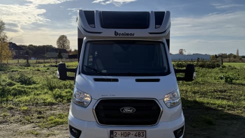 5p Benimar semi-integrated uit 2025