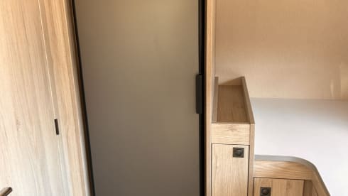 Bella – Autotrail semi-intégré 4 places à partir de 2022