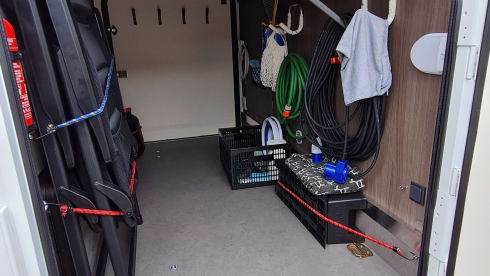 New Integral Camper / Automatic / 160 HP