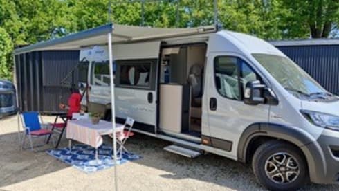 Globecar Campscout Elegance 190pk Automatic Year of construction 2022