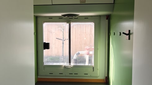 Gezellige 4-persoons alkoofcamper – ideaal voor stel of klein gezin