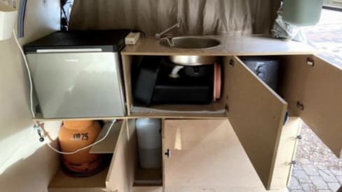 2p Ford campervan from 2002