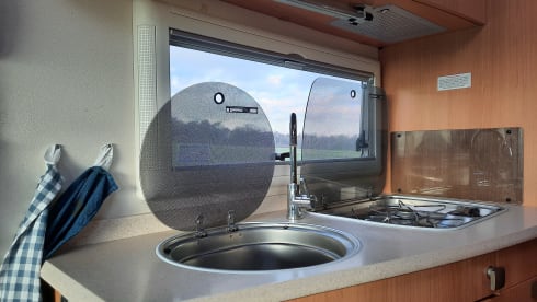 Freedom, joy ... with this luxurious and surprisingly easy to drive Adria