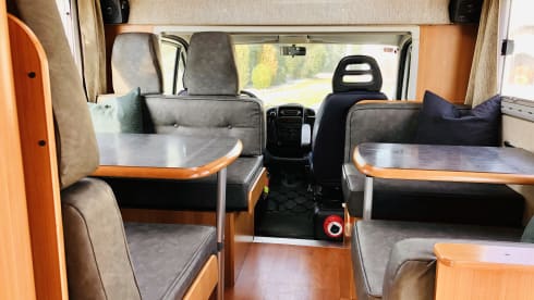Ideal, beautiful, neat comfortable family Camper.