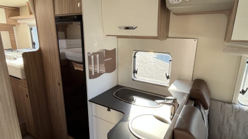 Vrijheid 2 – Luxury Bürstner T726 Length beds + Lifting bed 2021