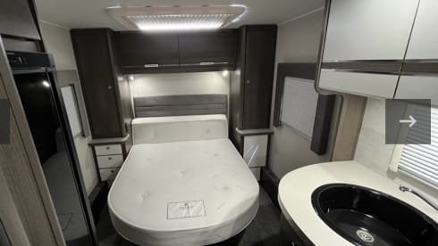 Queenie – Eldiss Majestic 250 - luxury 4 berth with extras 