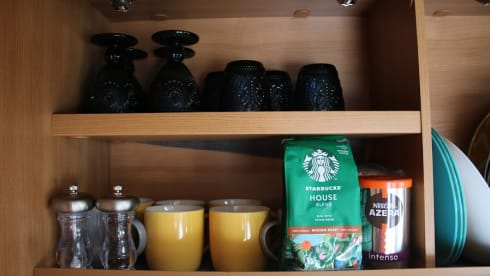 Kaz Camper – Fabulous 6 berth 4 seatbelts with WIFI Chausson alcove (2010)