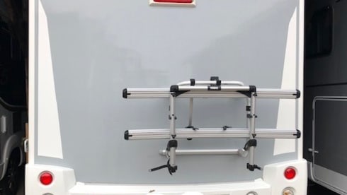 Spacious, well-equipped Chausson Titanium 728 EB motorhome for rent