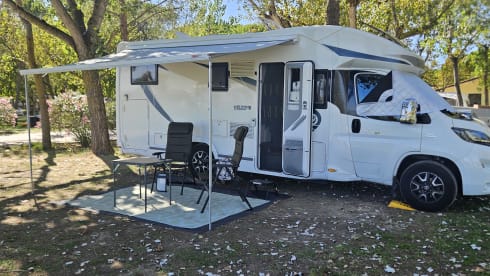 727ga – 5p Chausson semi-integrated uit 2016