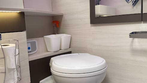 Hilda – 4 berth Chausson Welcome