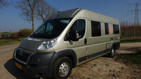2p Citroën Bus camper from 2014