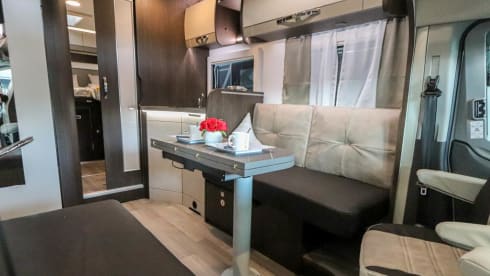 RILex – Brand new (2023) family mobile home for 4 people, luxury Benimar.