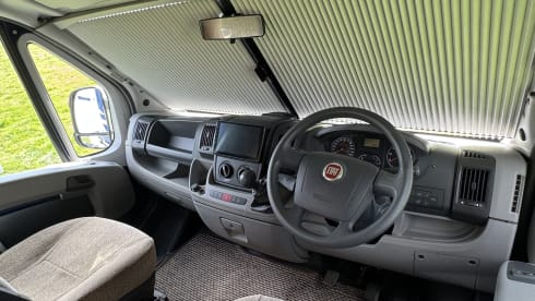 Molly – 6 berth Swift alcove from 2011