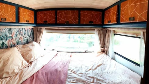 Billy Senior – Classic Hymermobil completely renovated and restyled.