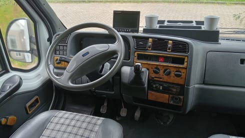 4p Fiat semi-integrated uit 1995
