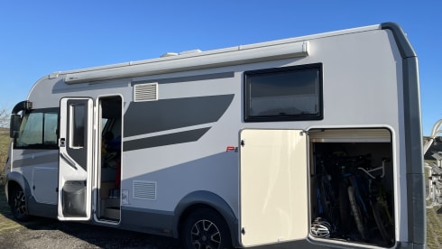 The Kub – The ultimate luxurious motorhome