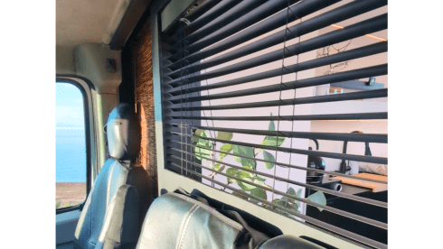 HollyDay – Camper Renault a 3 posti letto del 2006