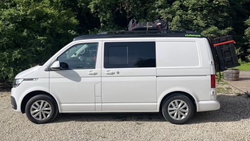 Clara – 4 Berth VW T6.1 Camper